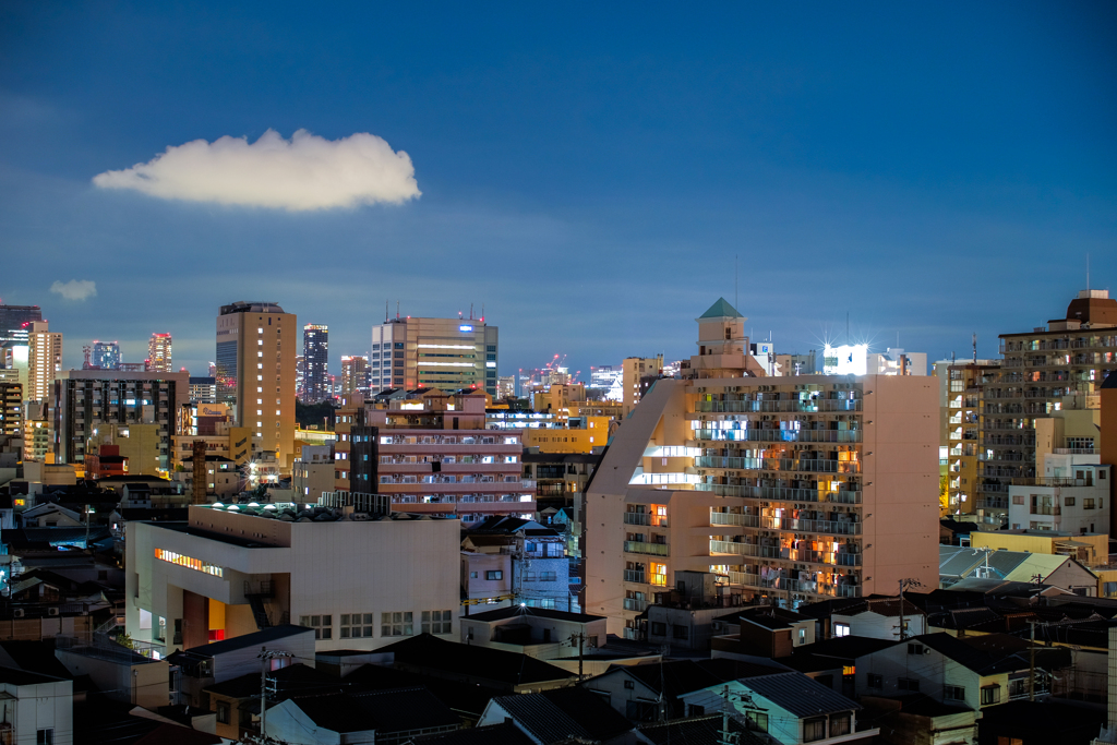 夜の青空。