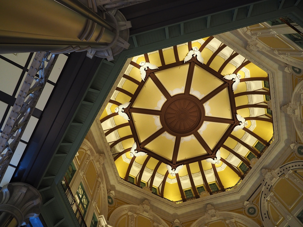 東京駅に両津がいた　。