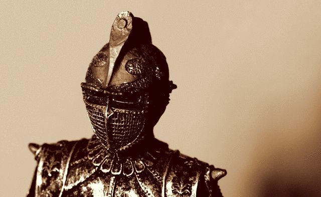 中世の記者会見