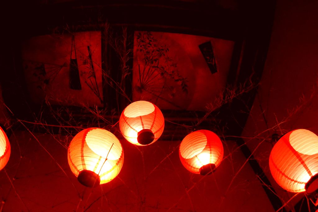 赤いマイクたち