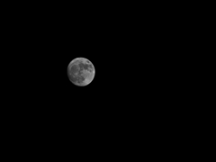 オールドレンズで月を撮ってみた