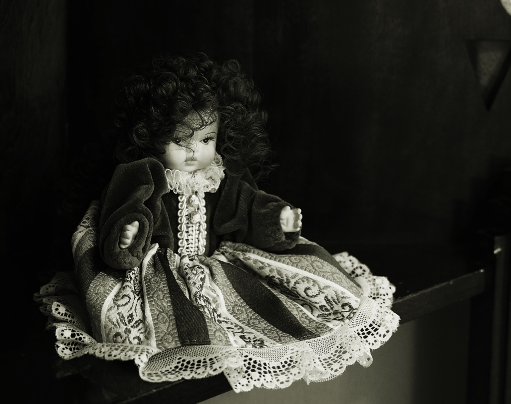 Hello darkness, my old girl