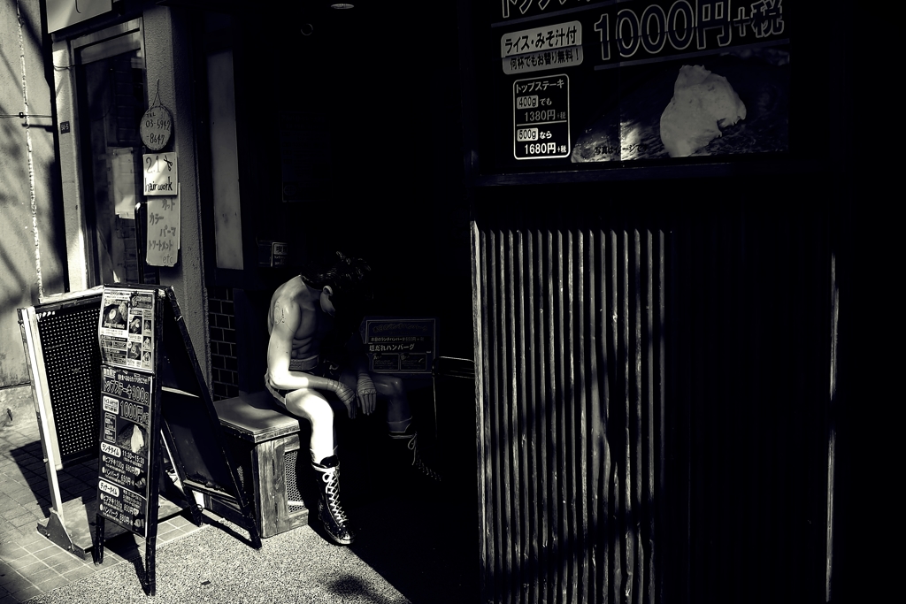 燃えたよ…。まっ白に…燃えつきた…。まっ白な灰に…。