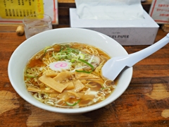 鳴門が似合うラーメン
