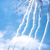 空に描く白い軌道