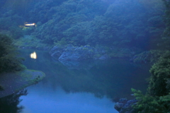 渓谷鉄道　夜をむかえる