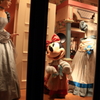 東京ディズニーランドのショーウインドウ