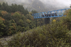 山の雨