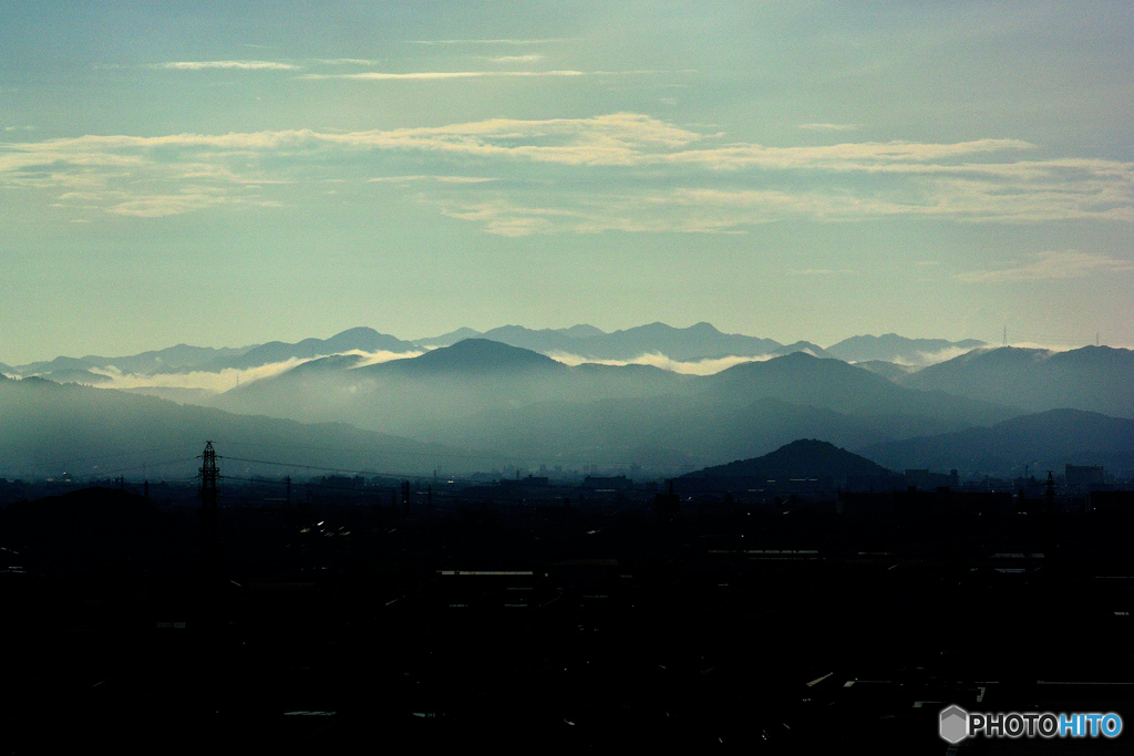 朝の峰々