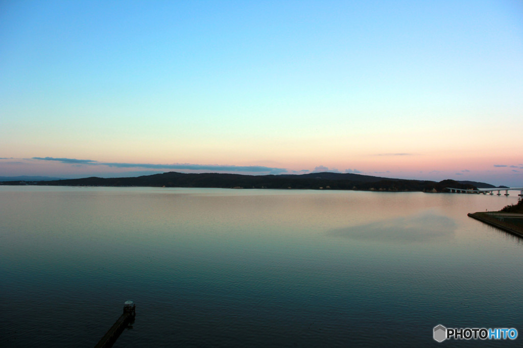 夕暮れ時の能登島
