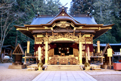 明け方の寶登山神社