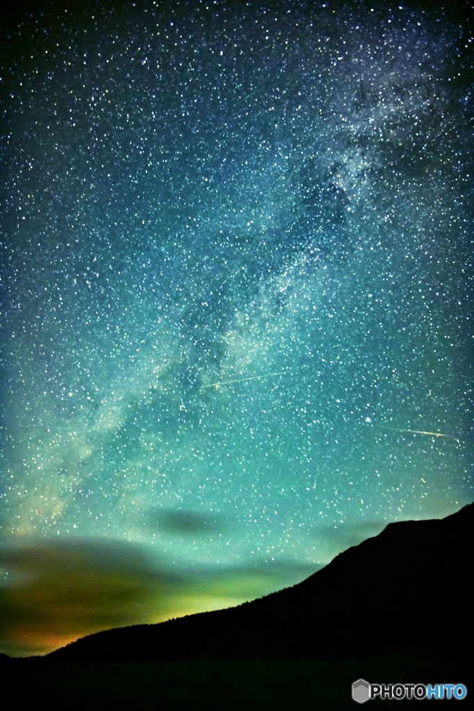行き交う流れ星