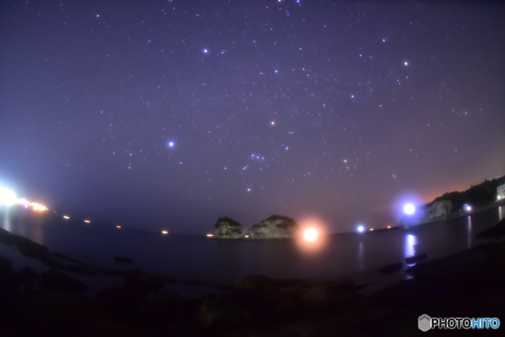 円月島を照らす星空②