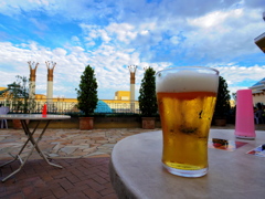 beer garden×blue sky