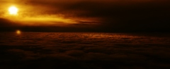 雲間から夕陽が見えた時。