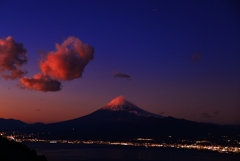 いつもの夕暮れ・・・いつもの場所で