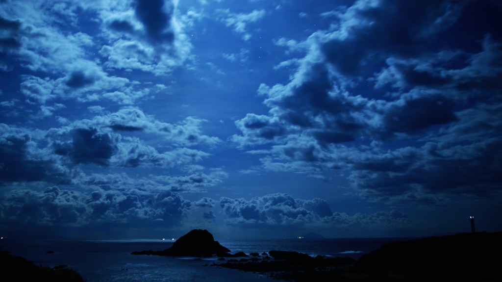 蒼い夜〜cliffside〜