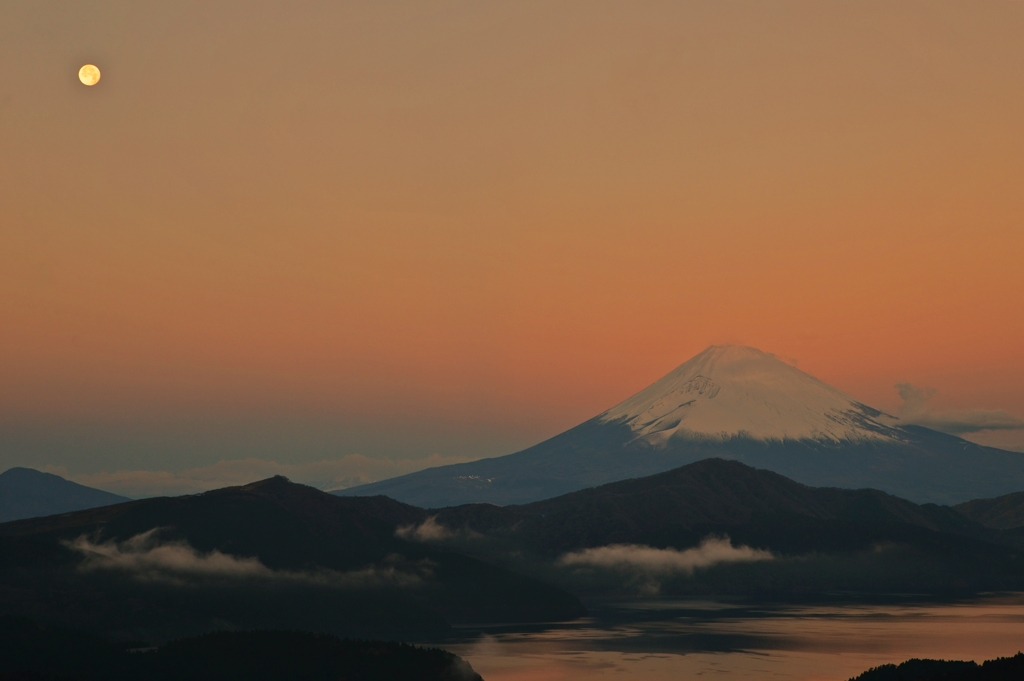 夜明け前・・・Mt.FUJI