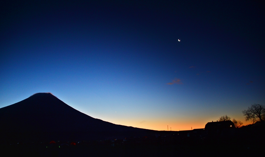 氷点下3℃の風景 ～麓の夜明け～