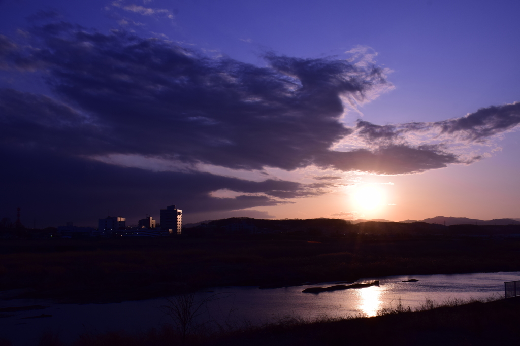 青い夕陽