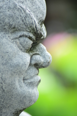 守る