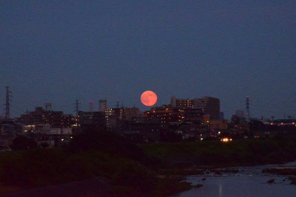大きな月