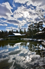 流れ込む雪雲