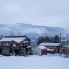 雪の民家