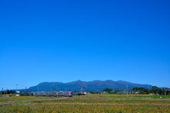 「裾は長し、赤城山」