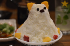 居酒屋に現れた白熊