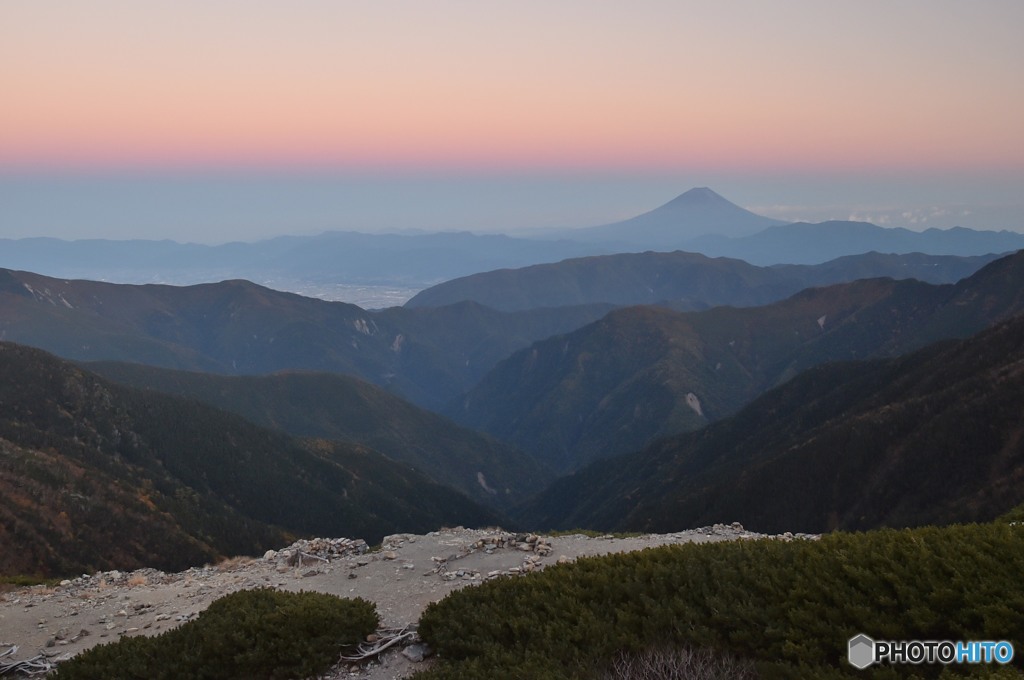 夕暮れの富士山