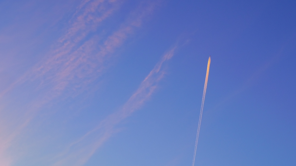 郊外に広がる空1　マジックアワー　Hungary