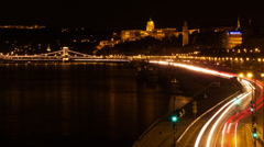 ドナウ河岸　王宮、鎖橋　夜景　Budapest