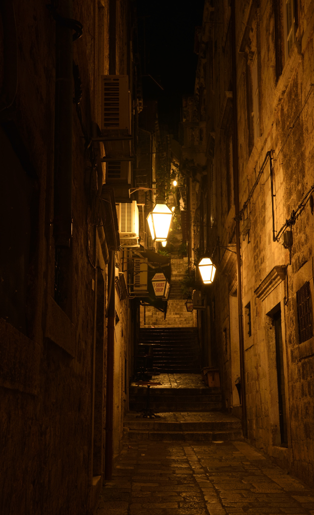 ドゥブロヴニク旧市街 夜景