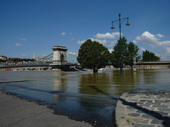 2010年6月　ドナウ増水　Budapest