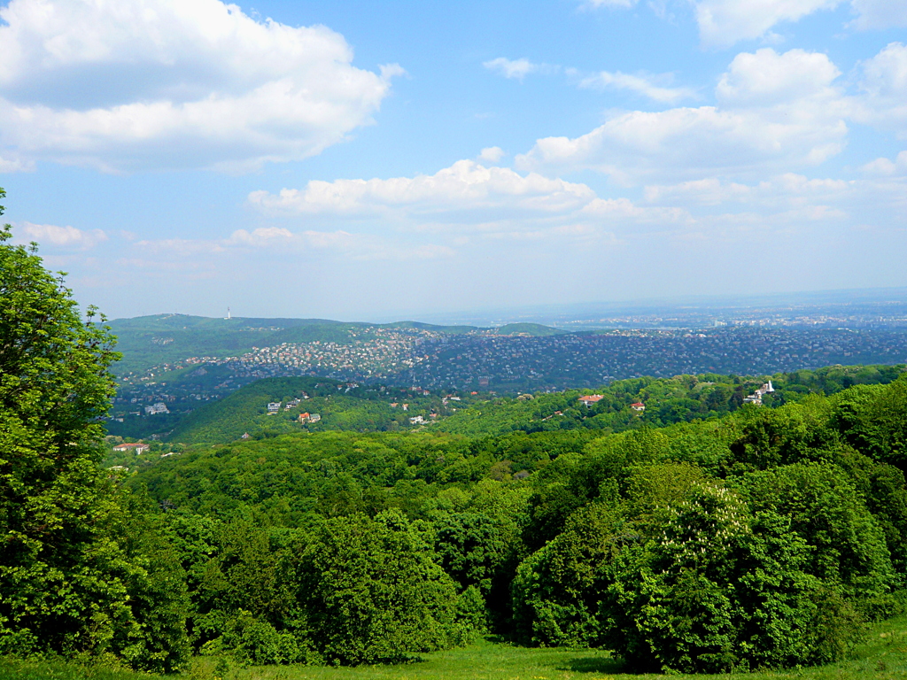 ヤーノシュ山より　ブダペストを眺める　Budapest