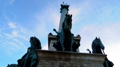 英雄広場　銅像　Budapest