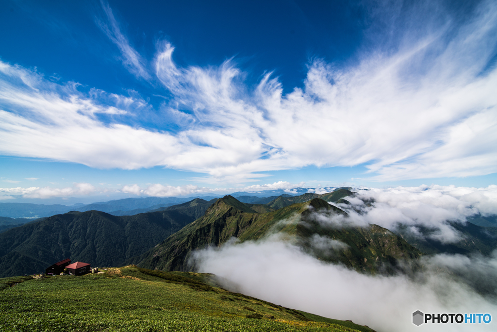 山と雲