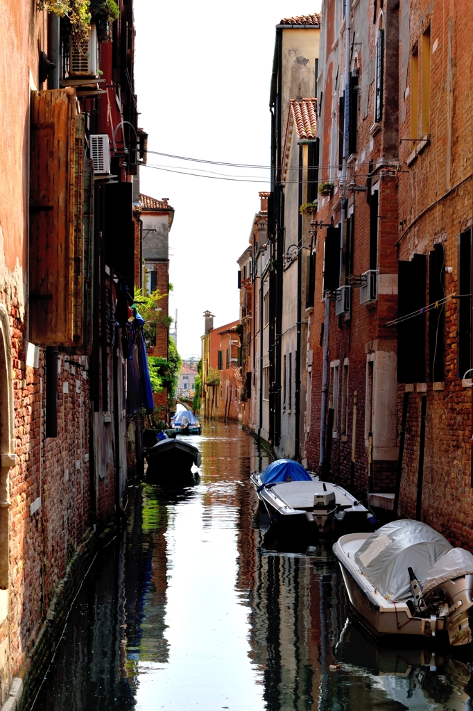 Narrow sea road Venice