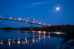 月と橋