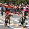 勝利のポーズ