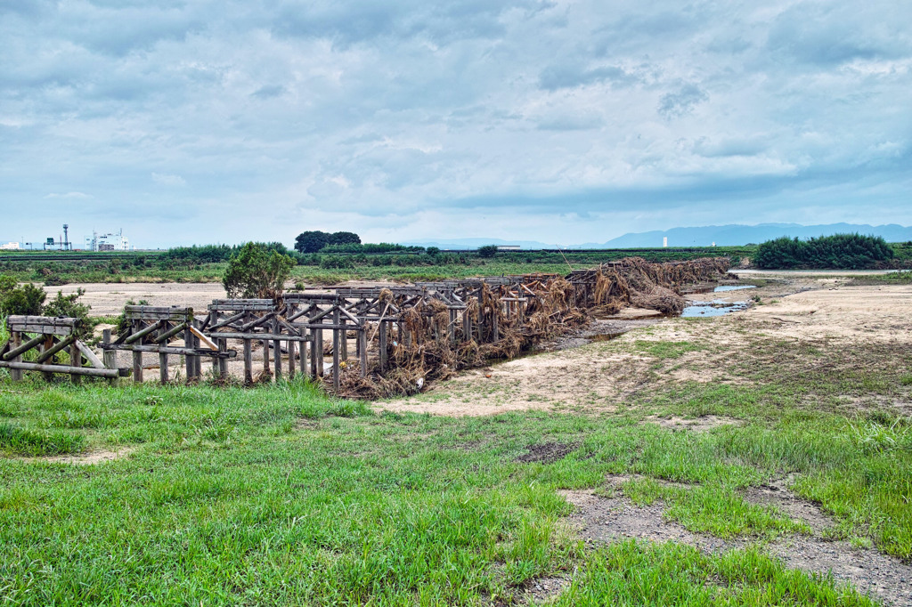 流されてしまった橋