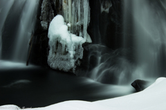 冬の明神滝