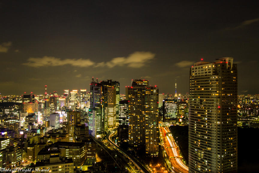 新橋、東京スカイツリー方向(北)