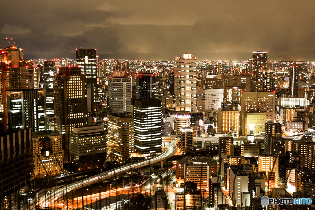 大都会の夜