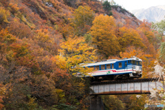 トンネルから