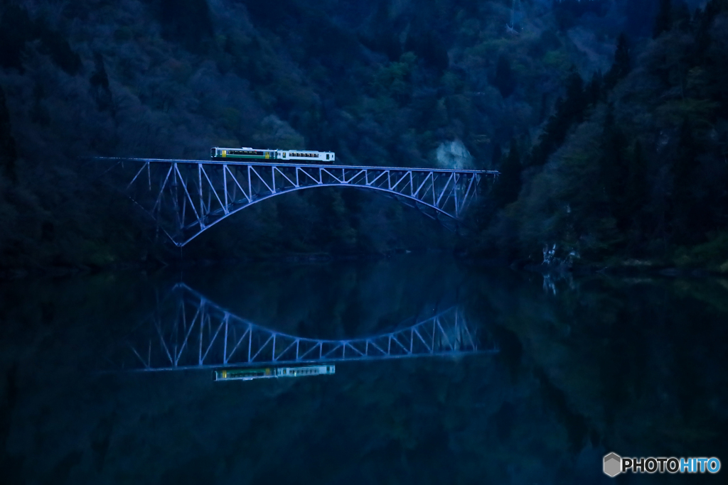 闇夜を走る