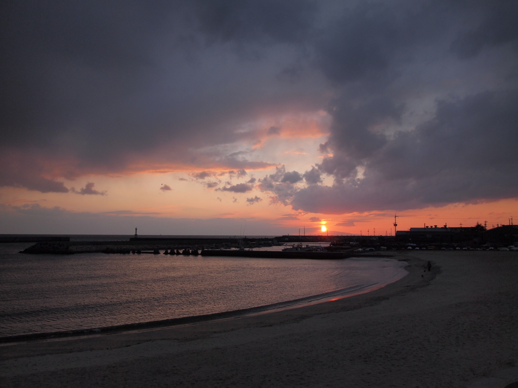 漁港の夕日１