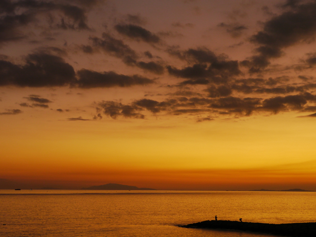 小豆島（左）  家島（右）
