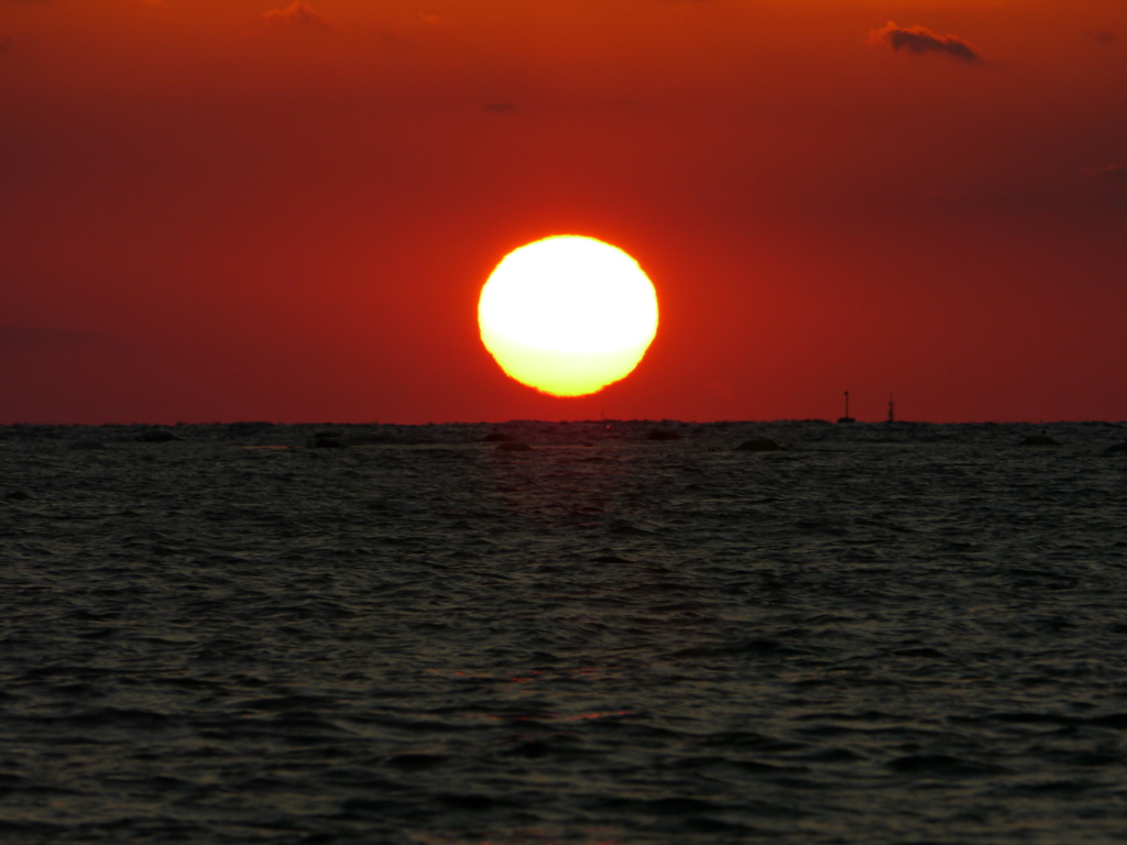 だるま夕日の予感　播磨灘